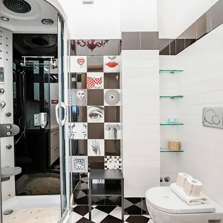 Gemelli - Black&white Urban Loft Apartment *