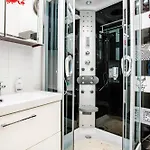 Gemelli - Black&white Urban Loft Apartament