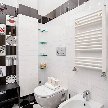 Gemelli - Black&white Urban Loft * 로마