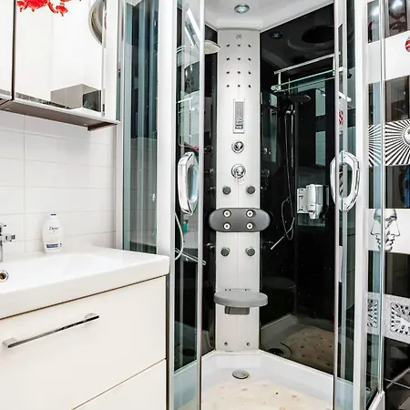 Gemelli - Black&white Urban Loft Lägenhet